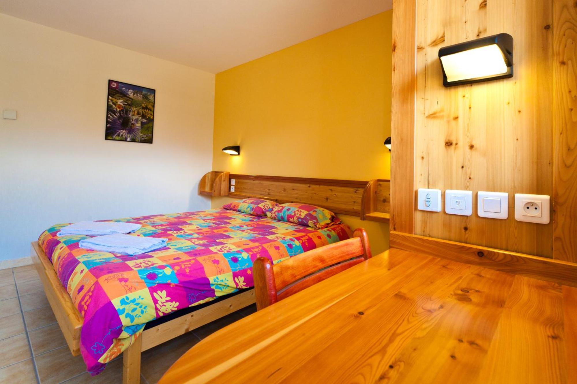 Chadenas Le Village Holiday park Embrun